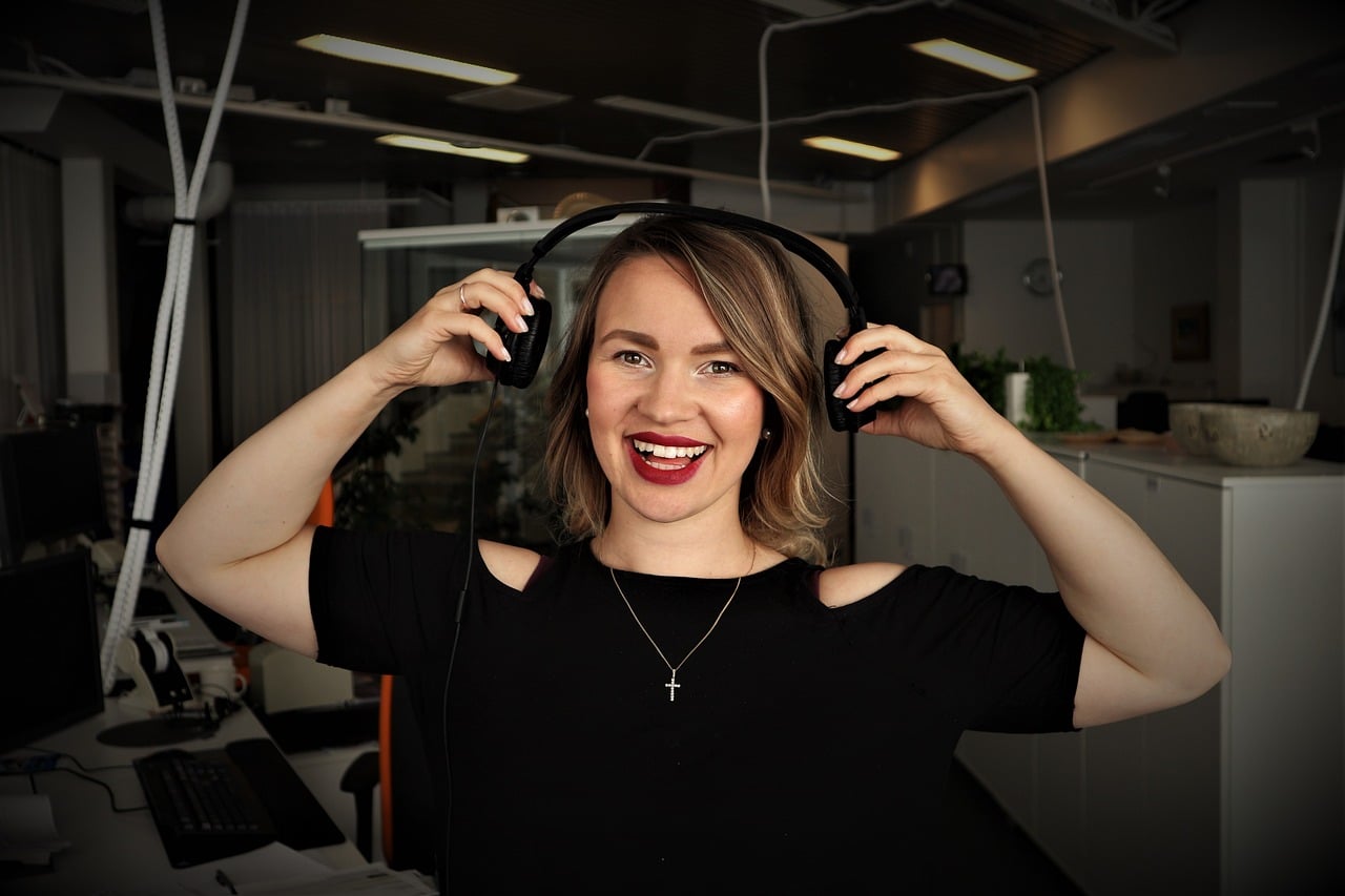 How Adobe Podcast Transcription Works: Full Guide for Creators