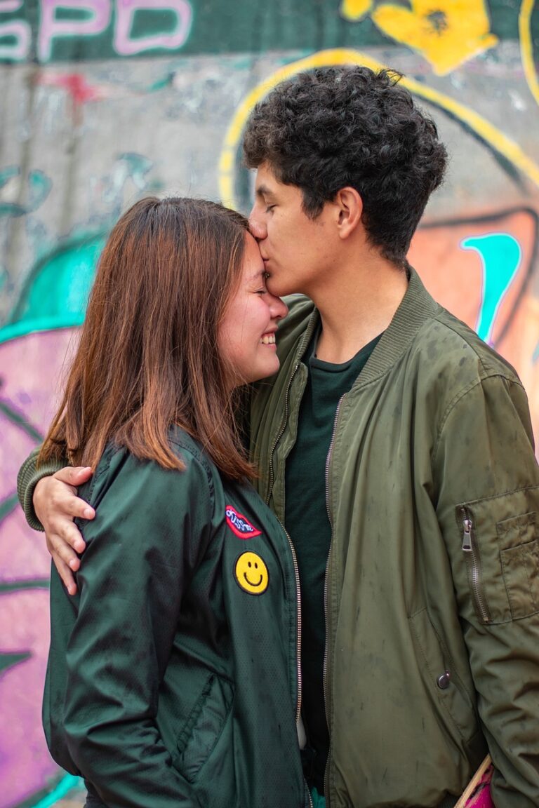 Discover the Top 10 Best Relationship Podcasts for a Stronger Connection