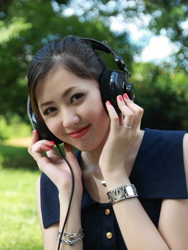 Top 20 Best Indian Podcasts You Should Listen