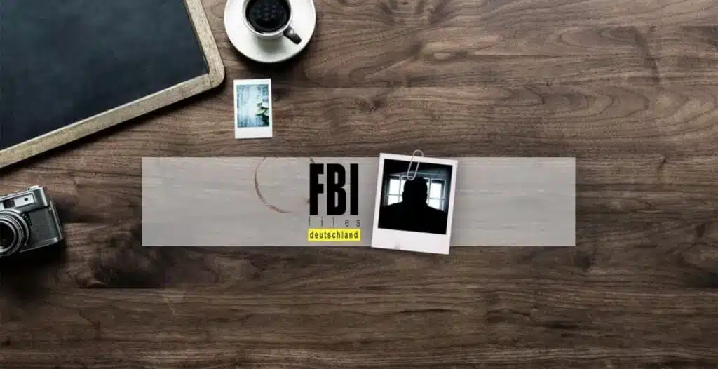Podcast cover art for FBI Files Deutschland true crime series featuring host Stephan Bultmann